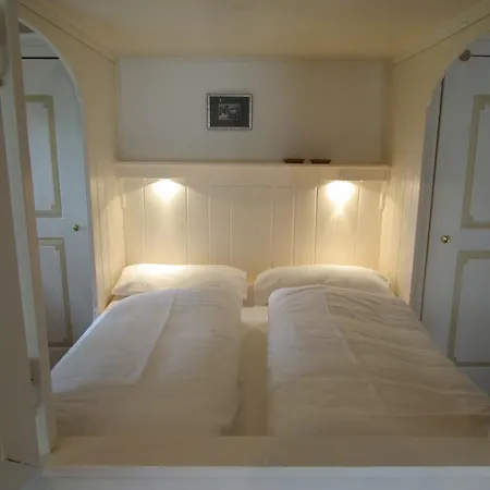 Historischer Davidshof - Mit Dem Rad Nordseehalbinsel Erkunden * Oldenswort